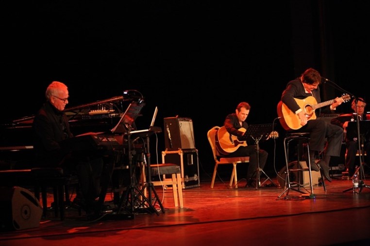 Bernard Sauvat Au Casino Du Liban